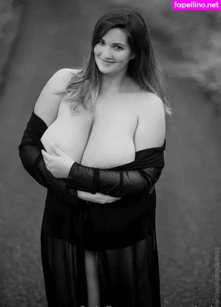 Tittyveronikafree OnlyFans Thumbnail #yFs3XyBPRO