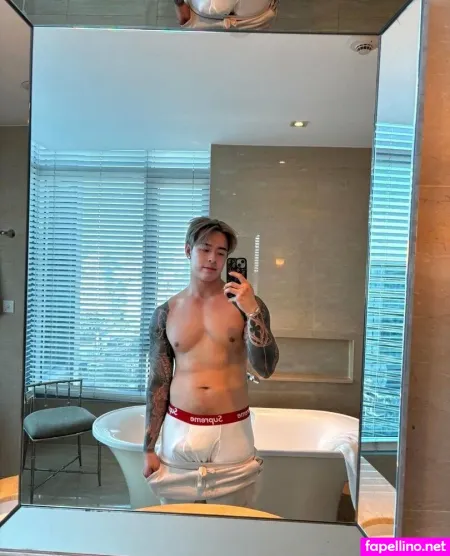 Titusslow OnlyFans Thumbnail #3DKYkzawiG