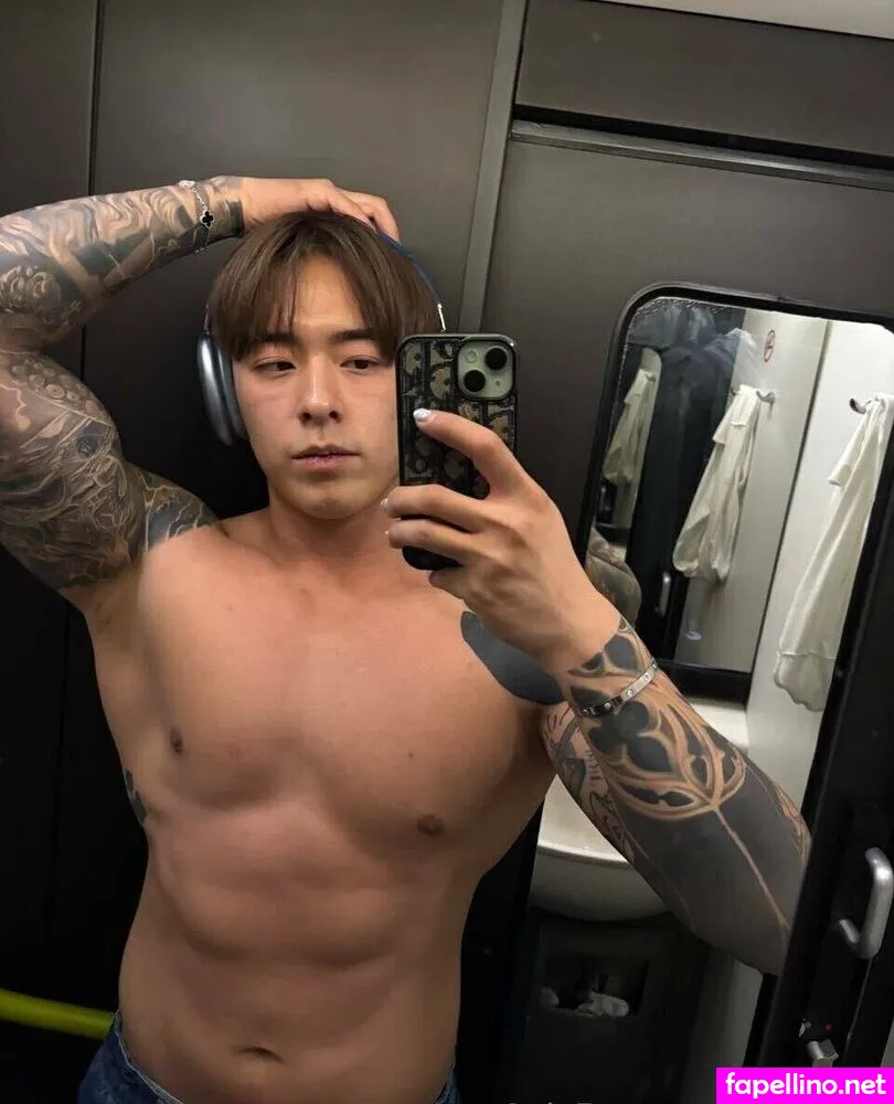 titusslow Nude Leaked OnlyFans Photo #Q2kd2V5lMv