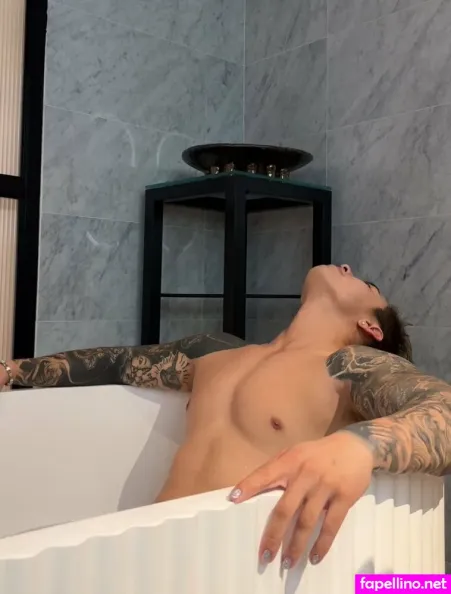 Titusslow OnlyFans Thumbnail #ZVrGmd3uaL