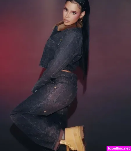 Tiva Fox OnlyFans Thumbnail #AXT9c23UIA