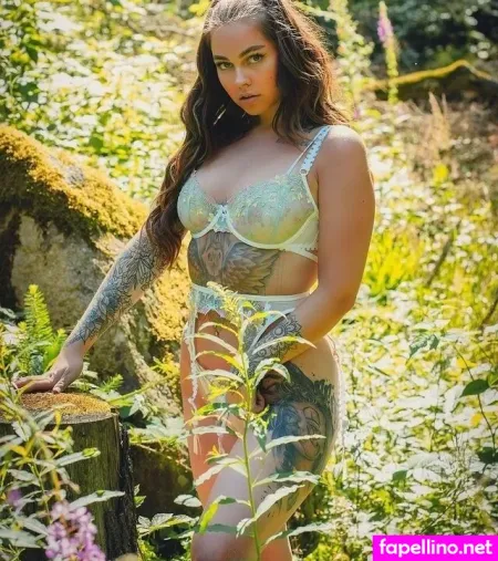 Tizeax OnlyFans Thumbnail #9T6FqtTtgz