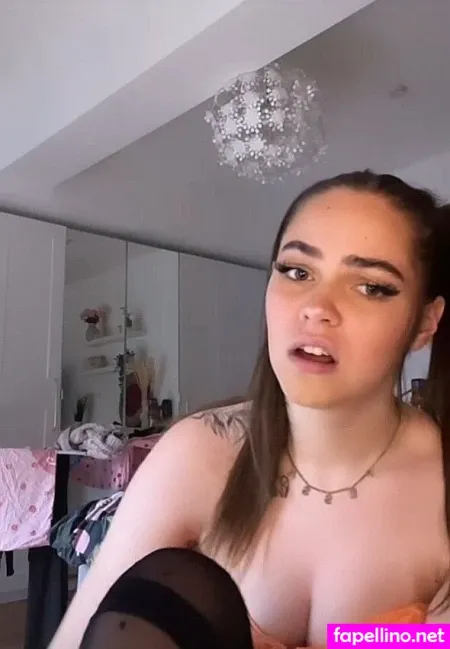 Tizeax OnlyFans Thumbnail #dQGEJ8NeOq