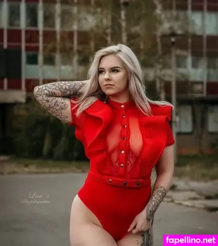 Tizeax OnlyFans Thumbnail #k7RY8LoBV3