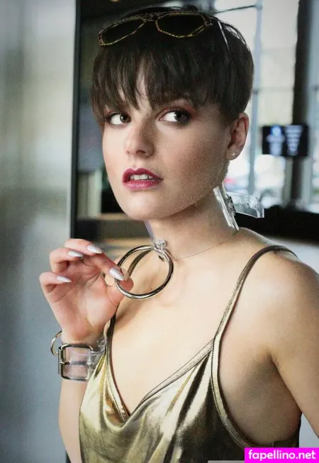 Tiziana Terranova OnlyFans Thumbnail #dupoW7Q2Fq
