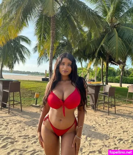Tiziana OnlyFans Thumbnail #Z40aJlj6BU