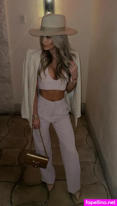 Tleefit OnlyFans Thumbnail #e34hBRBiIh