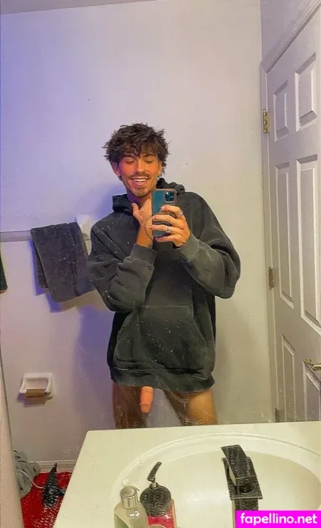 Tlointhevlone OnlyFans Thumbnail #ak4e2DyfkL