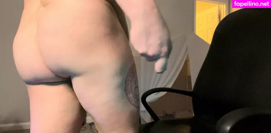 Toastysyren OnlyFans Thumbnail #4pXUD2HxX8