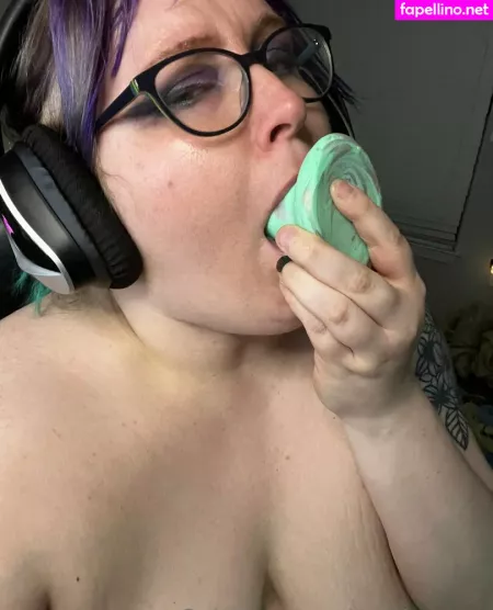 Toastysyren OnlyFans Thumbnail #gVDeoxkkr0