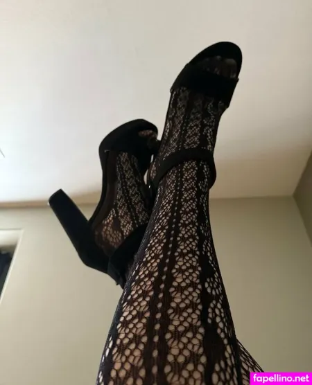 Toe Hawk OnlyFans Thumbnail #0C7El1H9zx