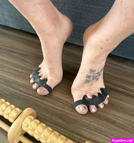 Toe Hawk OnlyFans Thumbnail #SPLMxL5ff1