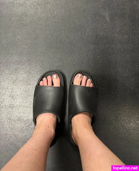 Toe Hawk OnlyFans Thumbnail #SbhmRcUYrJ