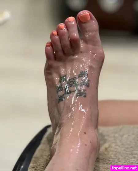 Toe Hawk OnlyFans Thumbnail #duv11WUofK