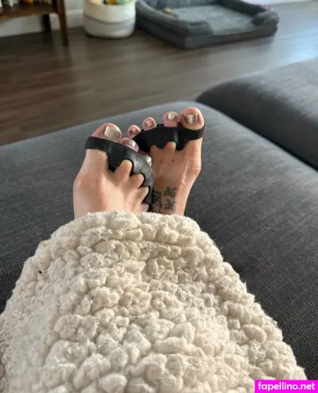 Toe Hawk OnlyFans Thumbnail #uZCz842weT