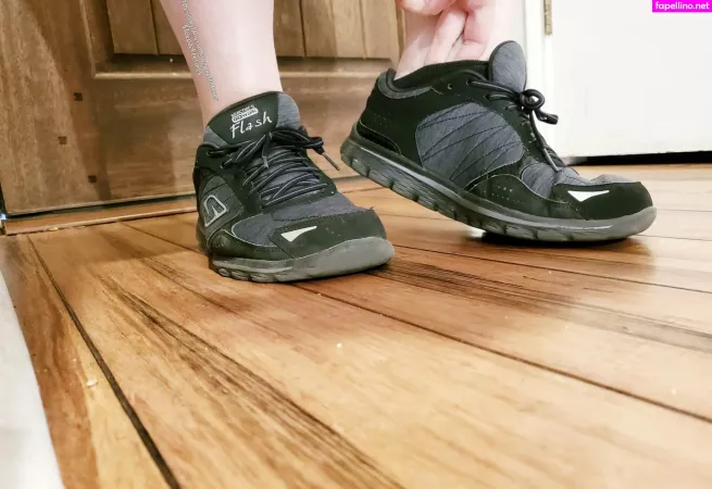 Toepazfeetures OnlyFans Thumbnail #dHga8tdmd3