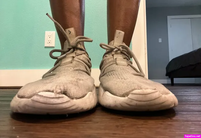 Toes100k OnlyFans Thumbnail #JoYUh6rnZe