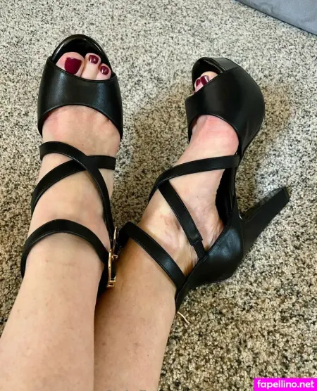 Toesbyshayla OnlyFans Thumbnail #S4w3V5OLQS