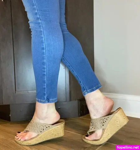 Toesbyshayla OnlyFans Thumbnail #xy0TqR30qz