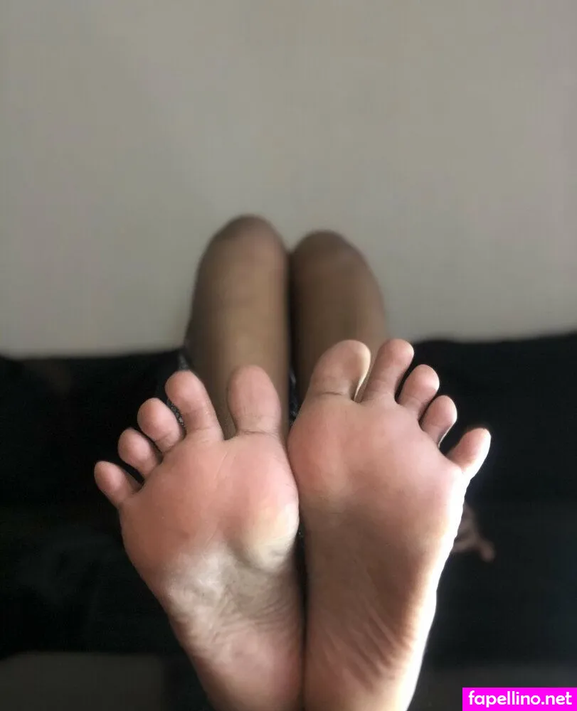 __kiaskeeper_, toeswithkay2 Nude Leaked OnlyFans Photo #0HBt40FFsQ