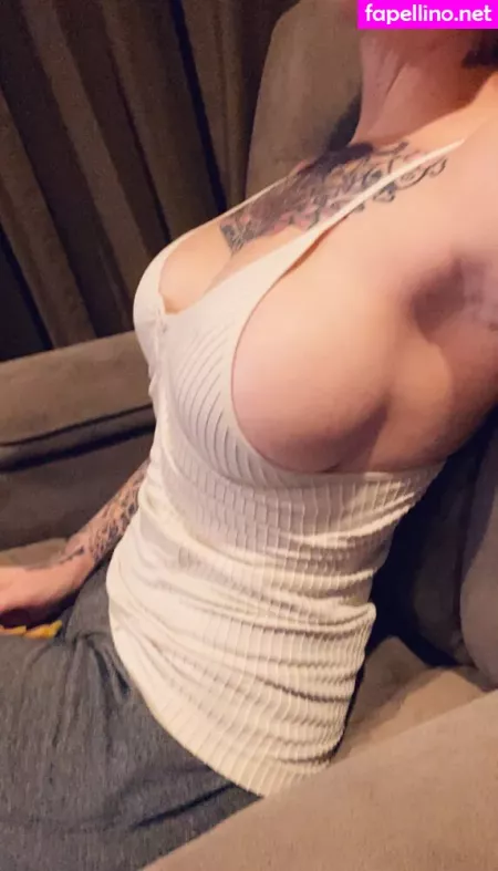Toetal Vixen OnlyFans Thumbnail #7bU2WLomr1