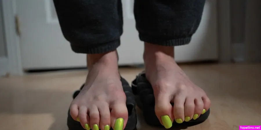 Toetallydevine OnlyFans Thumbnail #SWlZQpAIJa