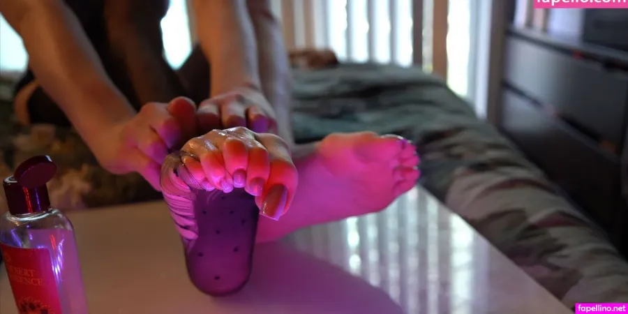 Toetallydevine OnlyFans Thumbnail #cxiME37EE9