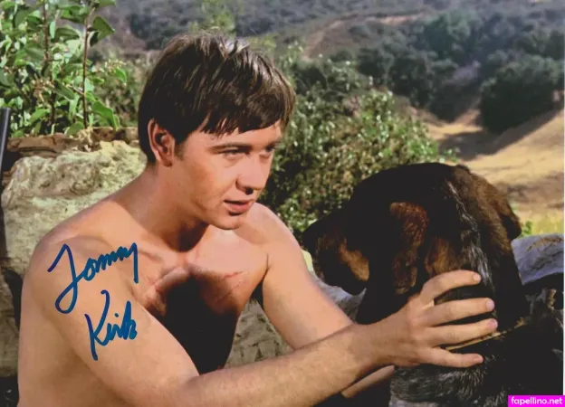 Tom Kirk OnlyFans Thumbnail #saSAV62Kuc