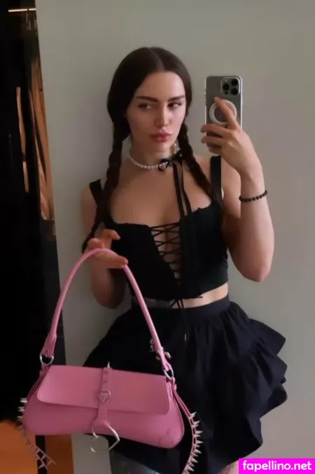 Toma Zhdanova OnlyFans Thumbnail #Yf30NJ4ilq