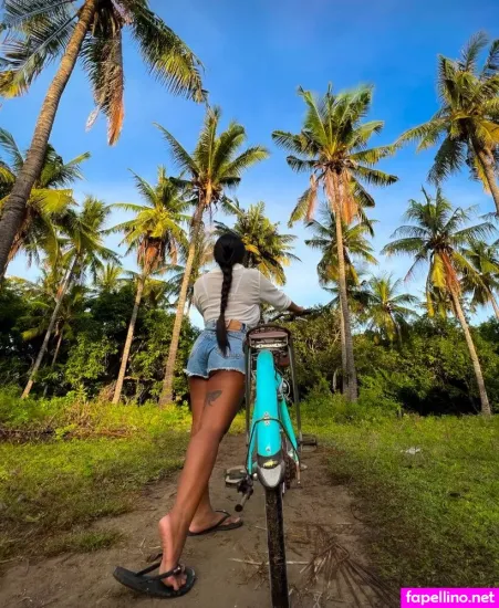 Tomandmia OnlyFans Thumbnail #0CFXEYkxoD