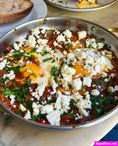 Tomandmia OnlyFans Thumbnail #P9znLIMxUI