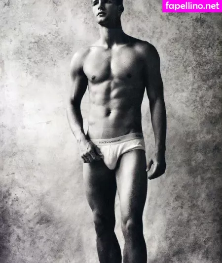 Tomasskoloudik OnlyFans Thumbnail #L1d6Qvav6O