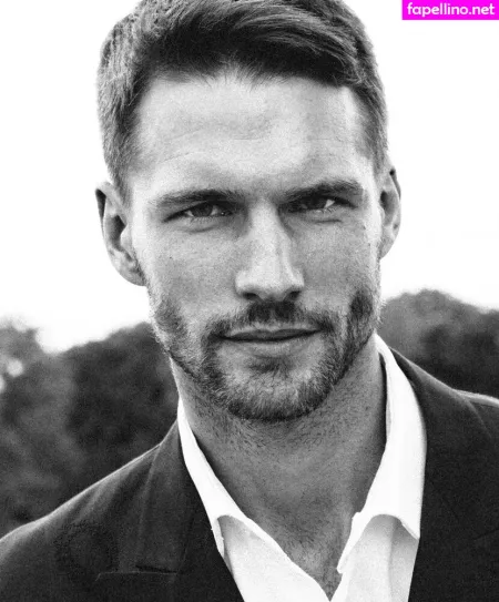 Tomasskoloudik OnlyFans Thumbnail #jSAjawQeyB