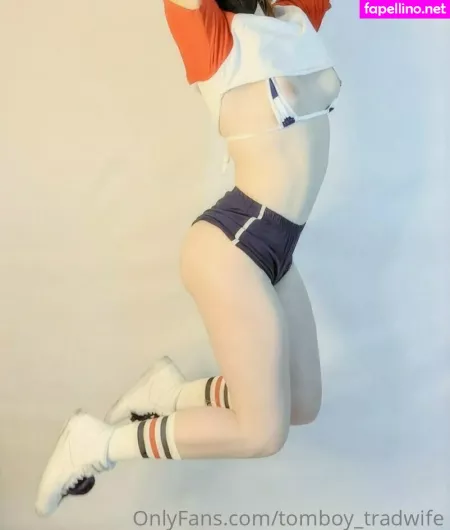 Tomboy Tradwife OnlyFans Thumbnail #Iitrdz1PTp