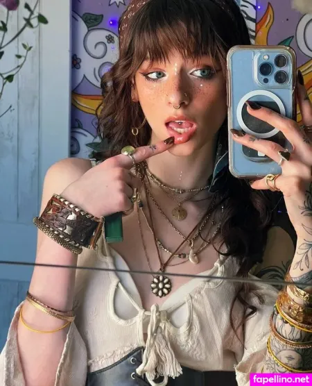 Tomi Jo Lee OnlyFans Thumbnail #F6HiwyOxhM