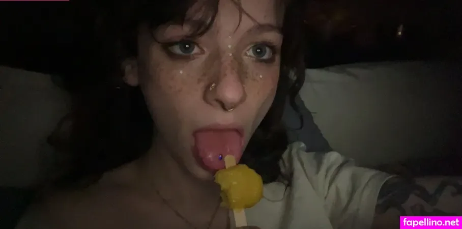 Tomi Jo Lee OnlyFans Thumbnail #vCRMA7rIic