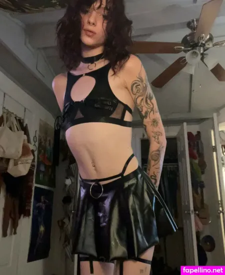 Tomi Jolee OnlyFans Thumbnail #z5sRUUxkN2