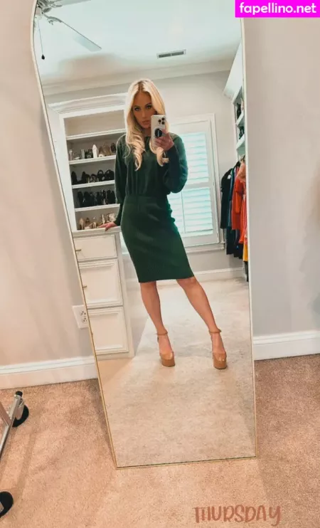 Tomi Lahren OnlyFans Thumbnail #NSuAGBkO1h
