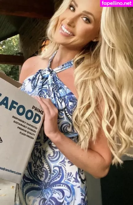 Tomi Lahren OnlyFans Thumbnail #y2Fs8aXadv