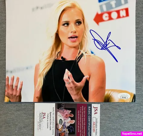 Tomilahren OnlyFans Thumbnail #1LJdPyNLYo