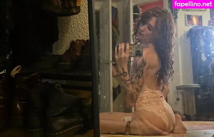 Tomis Party OnlyFans Thumbnail #UOxQuORt6n