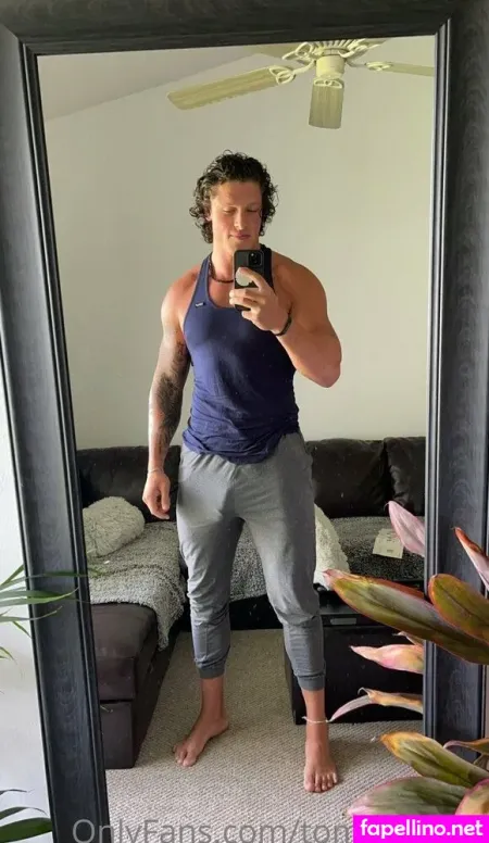 Tomtheb0mb OnlyFans Thumbnail #4UuqT3HnQq