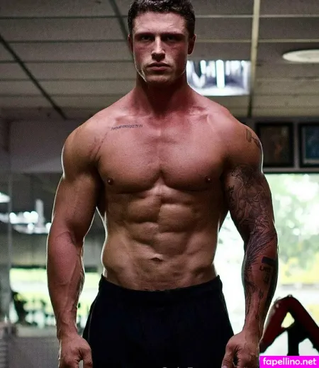 Tomtheb0mb OnlyFans Thumbnail #4ggiZeqti0