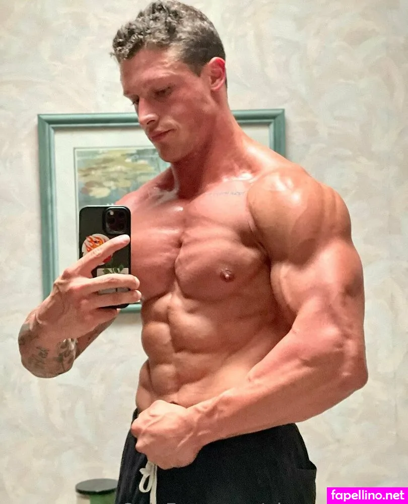 tomth3b0mb, tomtheb0mb Nude Leaked OnlyFans Photo #9F0uqxuYhS