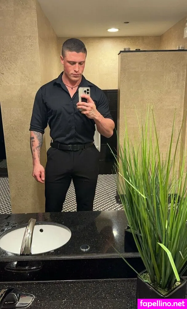 tomth3b0mb, tomtheb0mb Nude Leaked OnlyFans Photo #IAwtnXIwrK