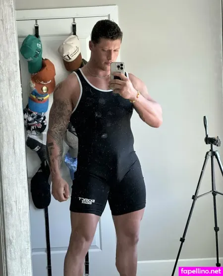 Tomtheb0mb OnlyFans Thumbnail #qhih2Df70a