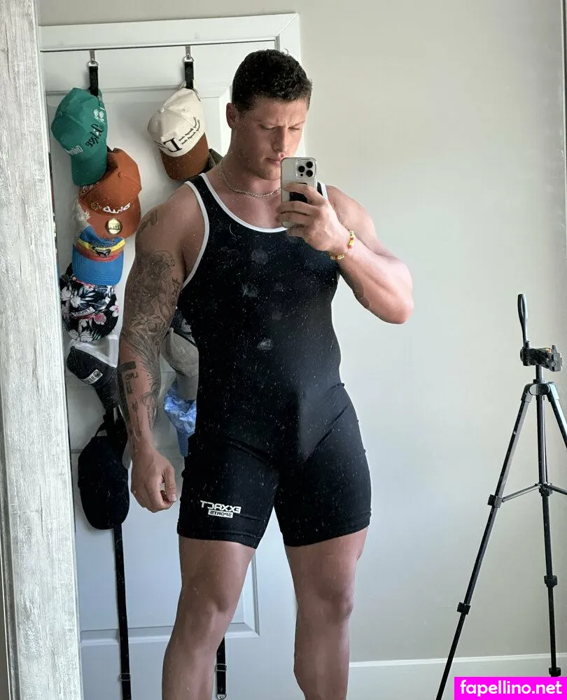 tomth3b0mb, tomtheb0mb Nude Leaked OnlyFans Photo #qhih2Df70a