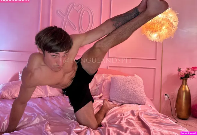 Tongueandspit OnlyFans Thumbnail #UsyrXJyF8V