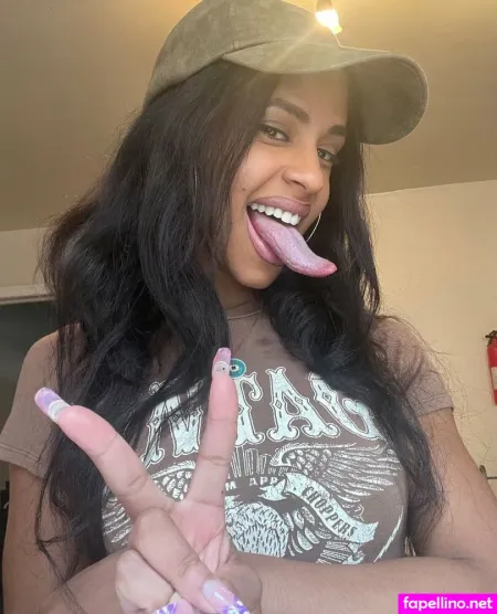 Tonguetiedandtwistedd OnlyFans Thumbnail #4oXfGDTvjS