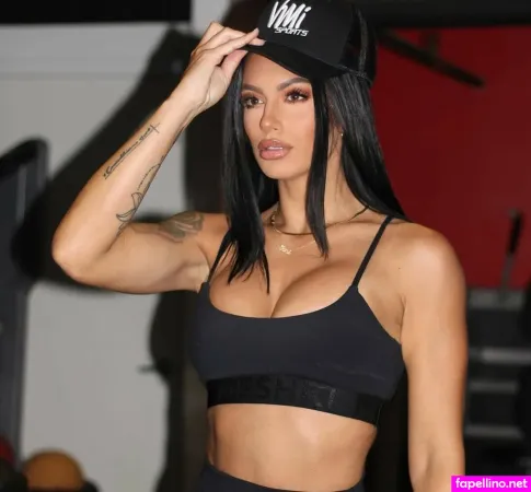 Toni Berenato OnlyFans Thumbnail #qdO9dLxwO2